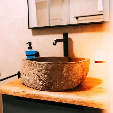 Apartamento Lakeside Barn Near Interlaken Bönigen