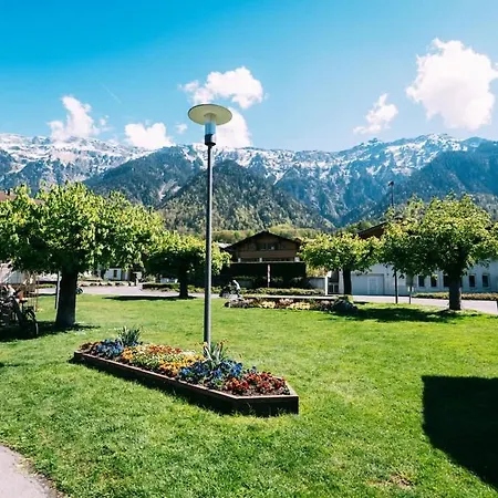 Lakeside Barn Near Interlaken Bönigen