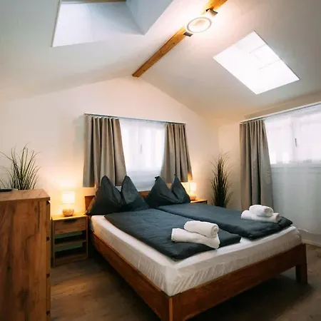 Lakeside Barn Near Interlaken * Bönigen