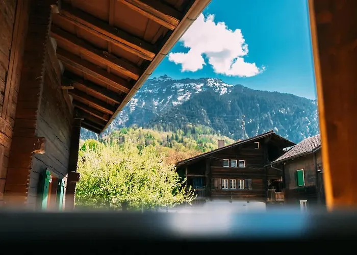 Lakeside Barn Near Interlaken * Bönigen